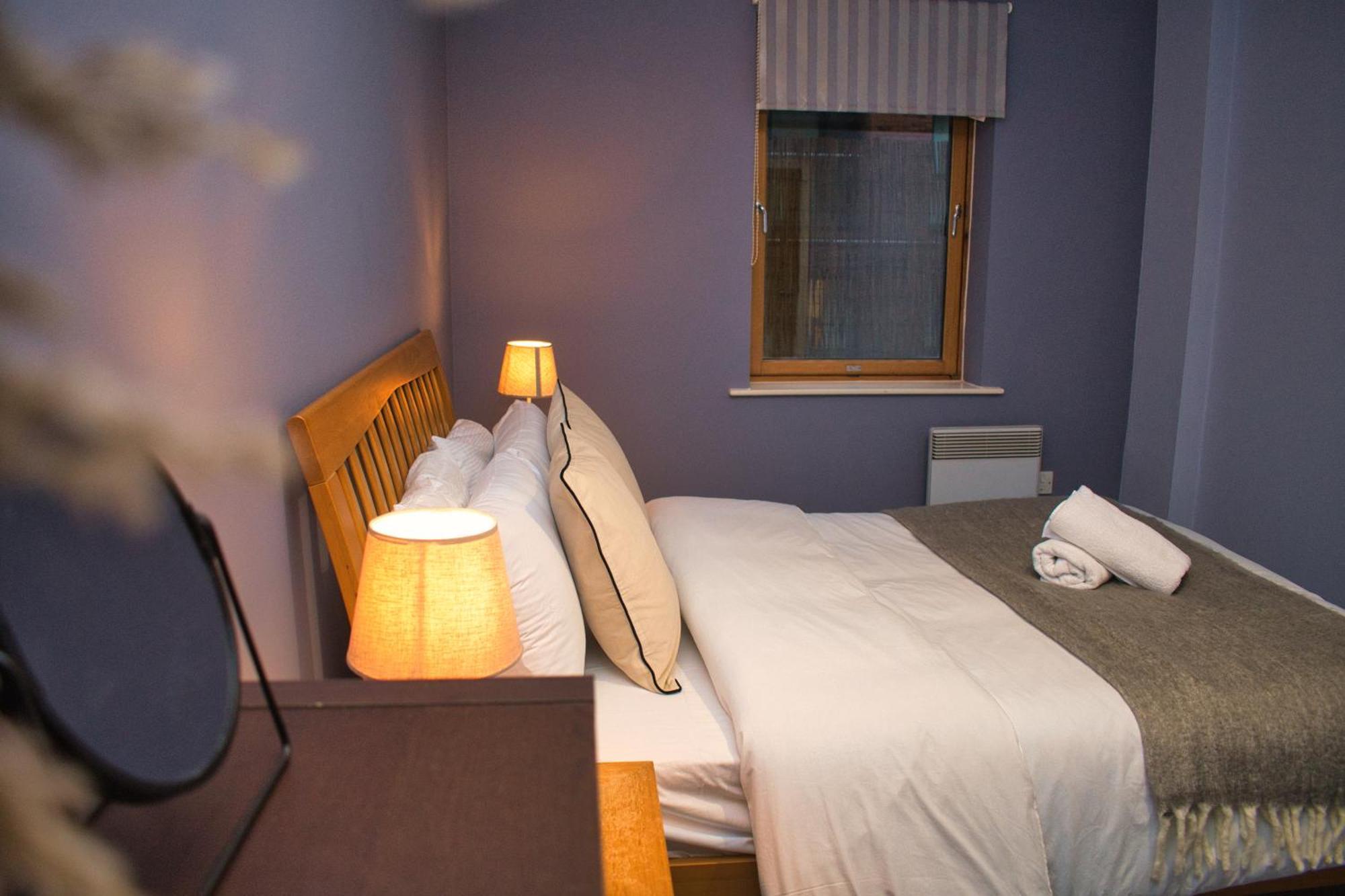 Spacious City Centre Apt - Free Parking - Ao Arena Mánchester Exterior foto